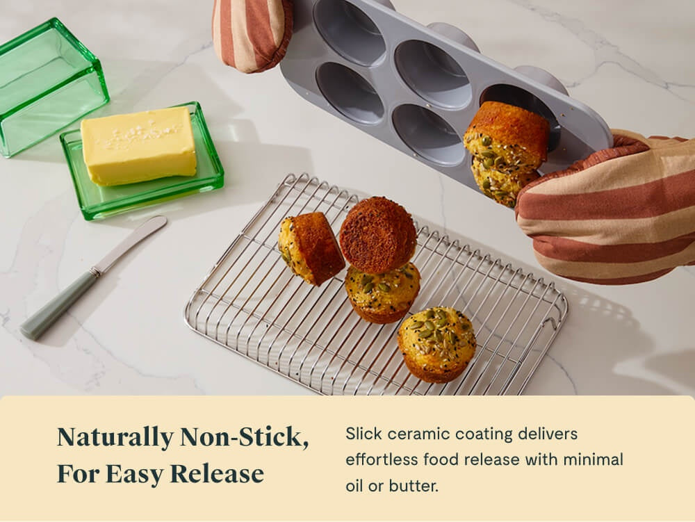 6 Cup Muffin Pan - Image 4